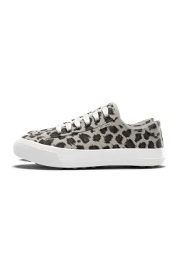 Spikeless Safari Canvas Traveler Shoe - FINAL SALE